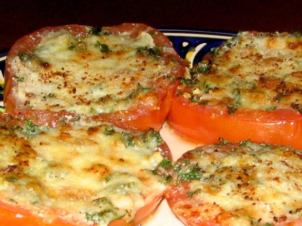 Baked Parmesan Tomatoes Recipe - 07Recipes