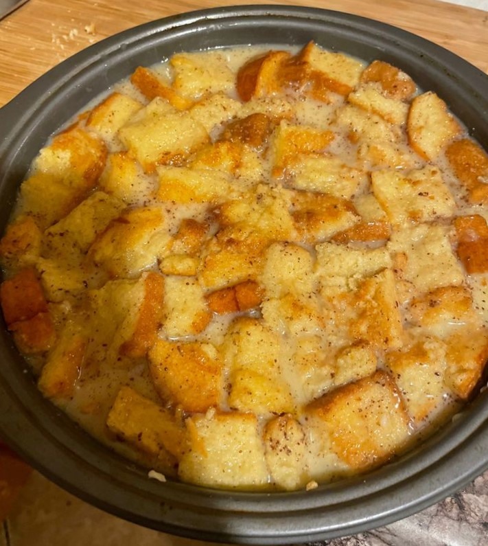 Grandma S Old Fashioned Bread Pudding With Vanilla Sauce 07 Recipes